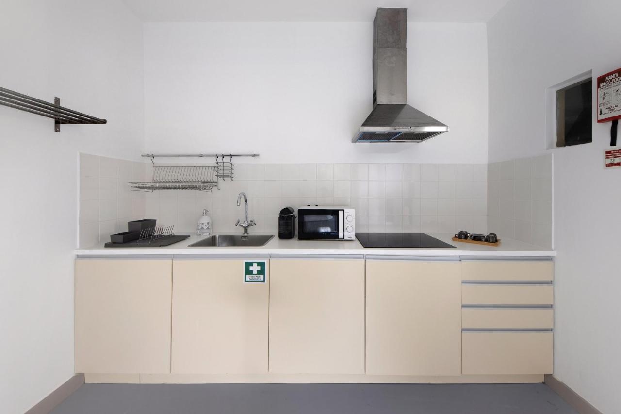 Appartamento Crooked Floor House - Ground Floor OOporto Esterno foto